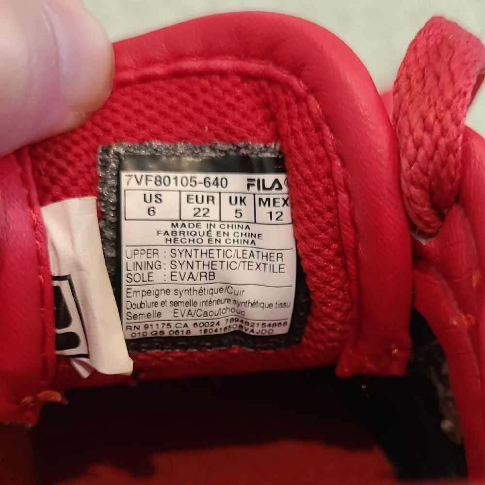 Fila Red Navy Toddler 6 Sneaker